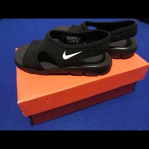 Nike Lil Sunray Sandals